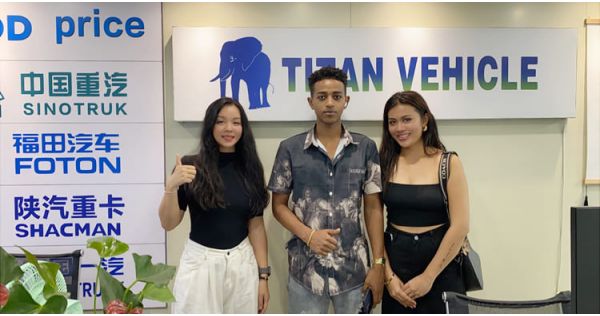 Tanzania Customers Come to Tongya to Customize a 3 Axle Sidewall Semi Trailer