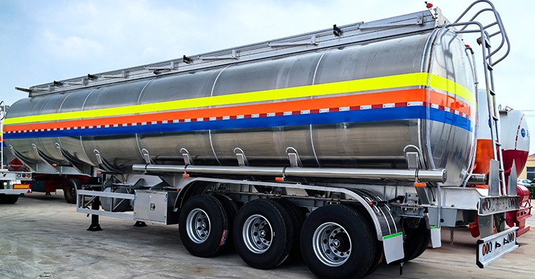 Aluminum Tanker Trailer for Sale in Antigua and Abunda