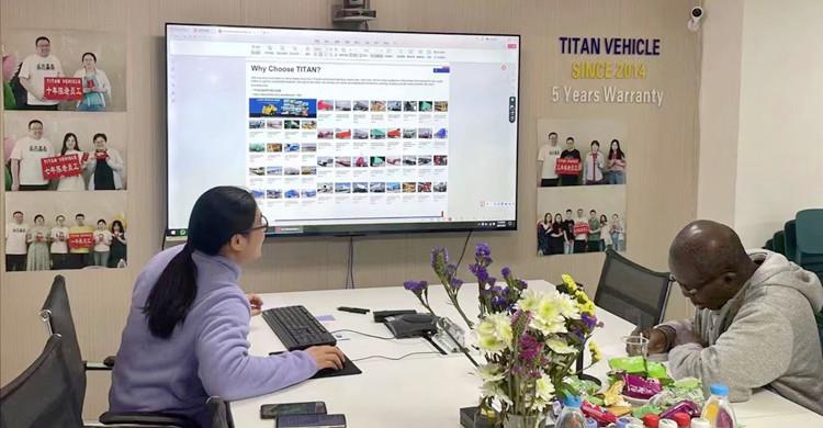 Ghanaian Customer Visit Tongya for 3 Axle Lowboy Trailer