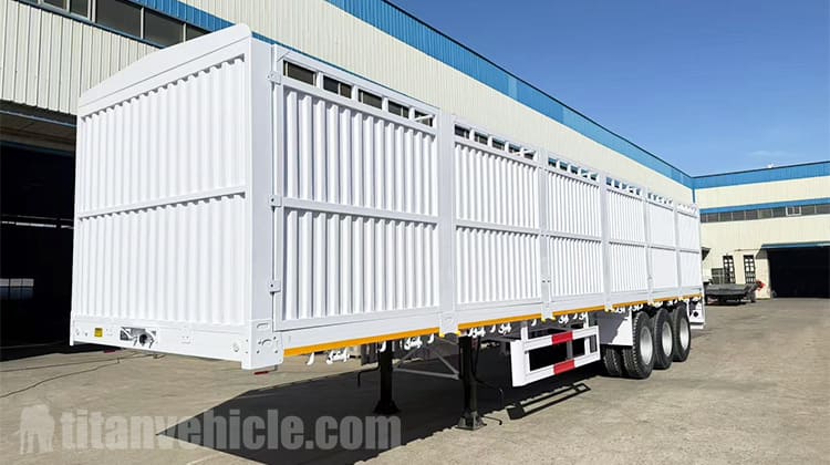 Tri Axle Fence Cargo Trailer for Sale in Nigeria
