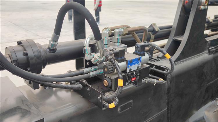 XCMG 45T Reach Container Stacker for Sale In Zimbabwe