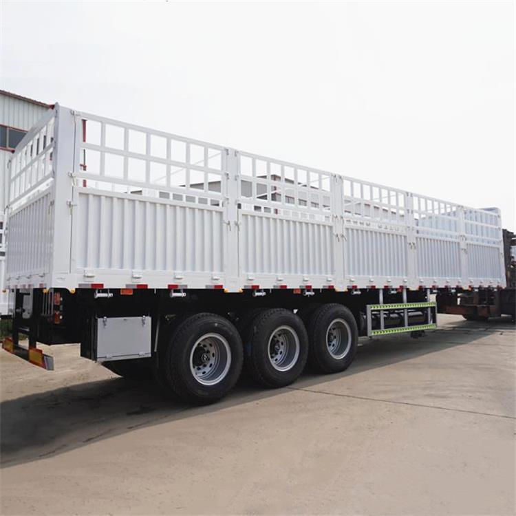 Tri Axle Stake Semi Trailer In Sudan