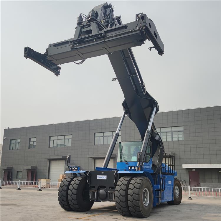 XCMG 45T Reach Container Stacker